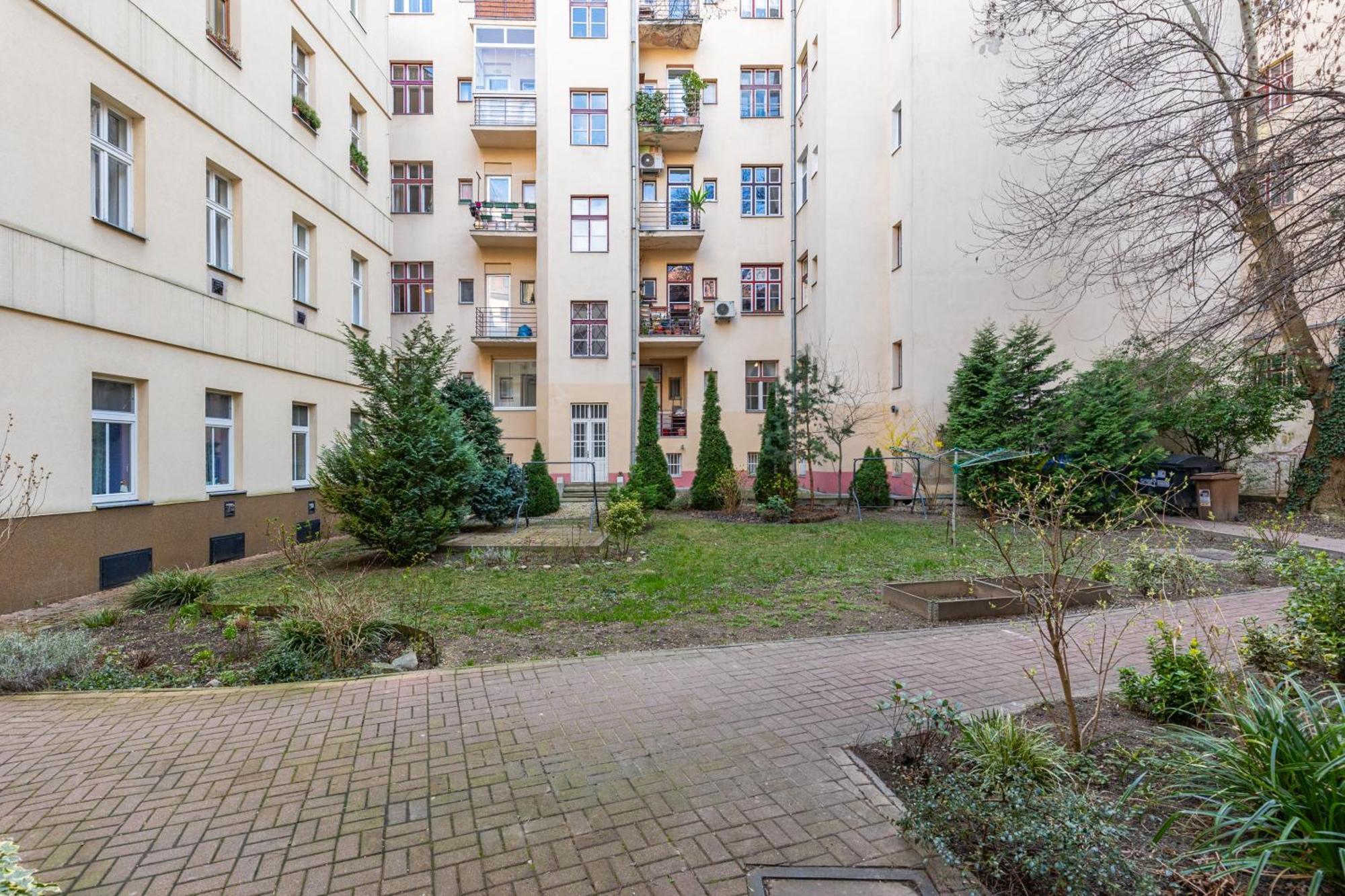 Charming Flat, Steps From Castle - Historic Part Appartement Bratislava Buitenkant foto