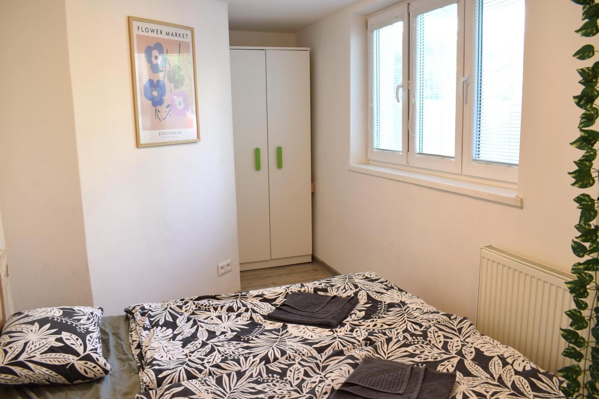 Charming Flat, Steps From Castle - Historic Part Appartement Bratislava Buitenkant foto
