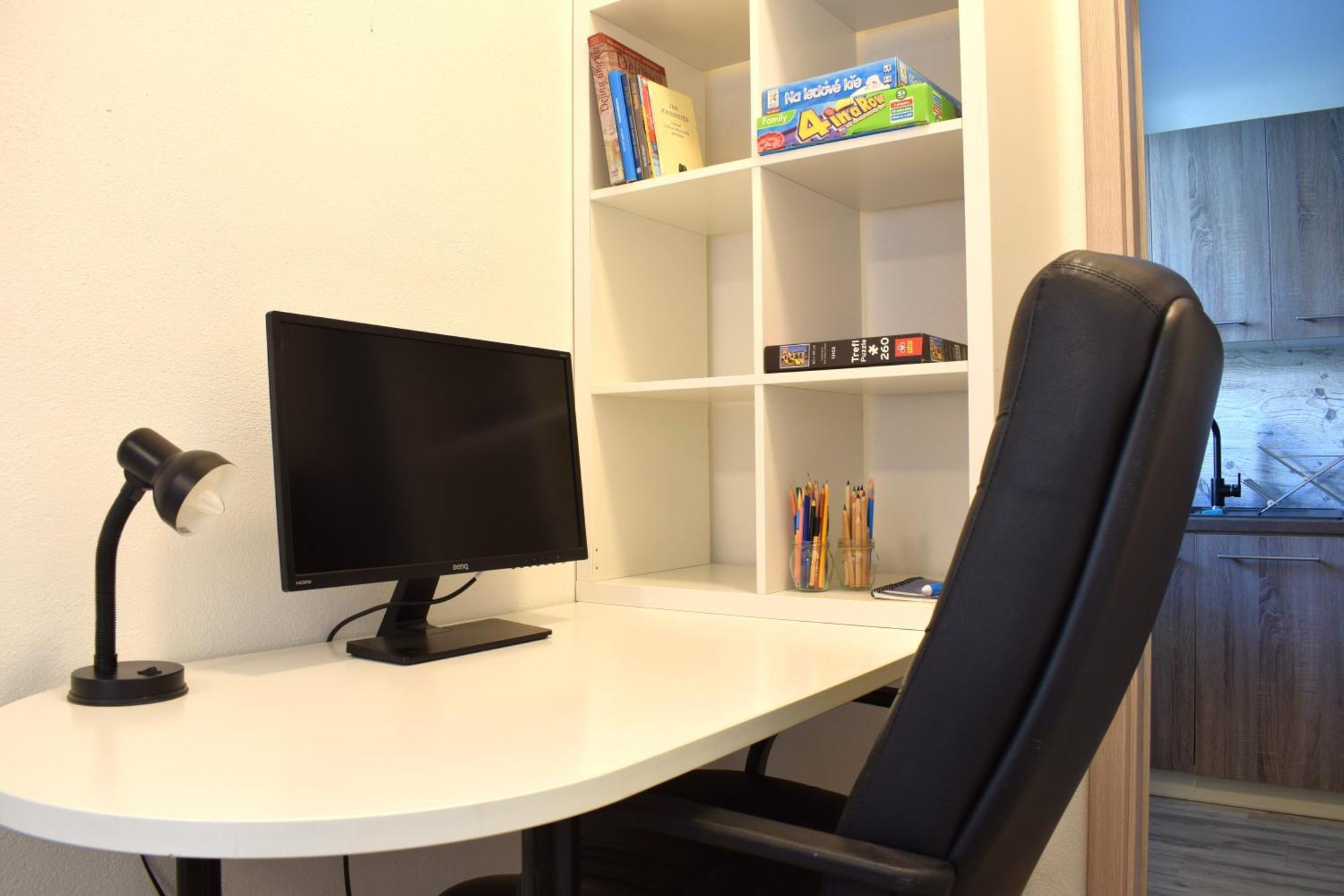 Charming Flat, Steps From Castle - Historic Part Appartement Bratislava Buitenkant foto